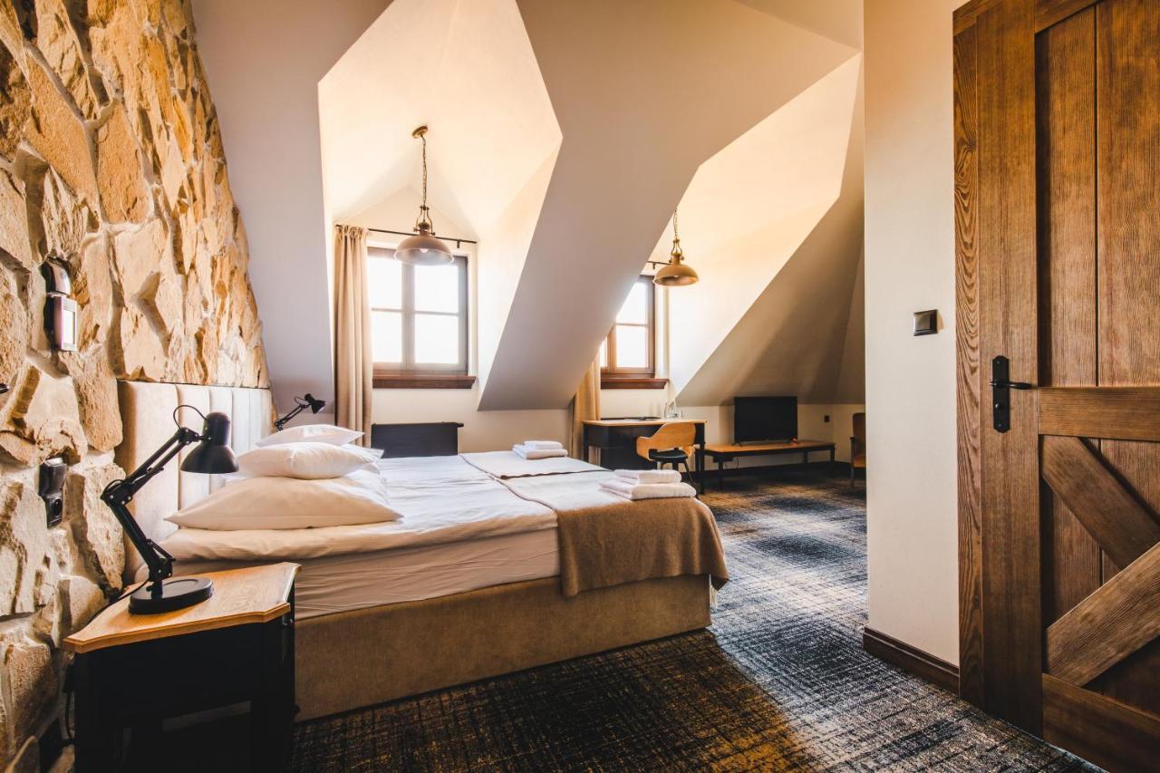 Dwór W Zabużu Hotel 4*